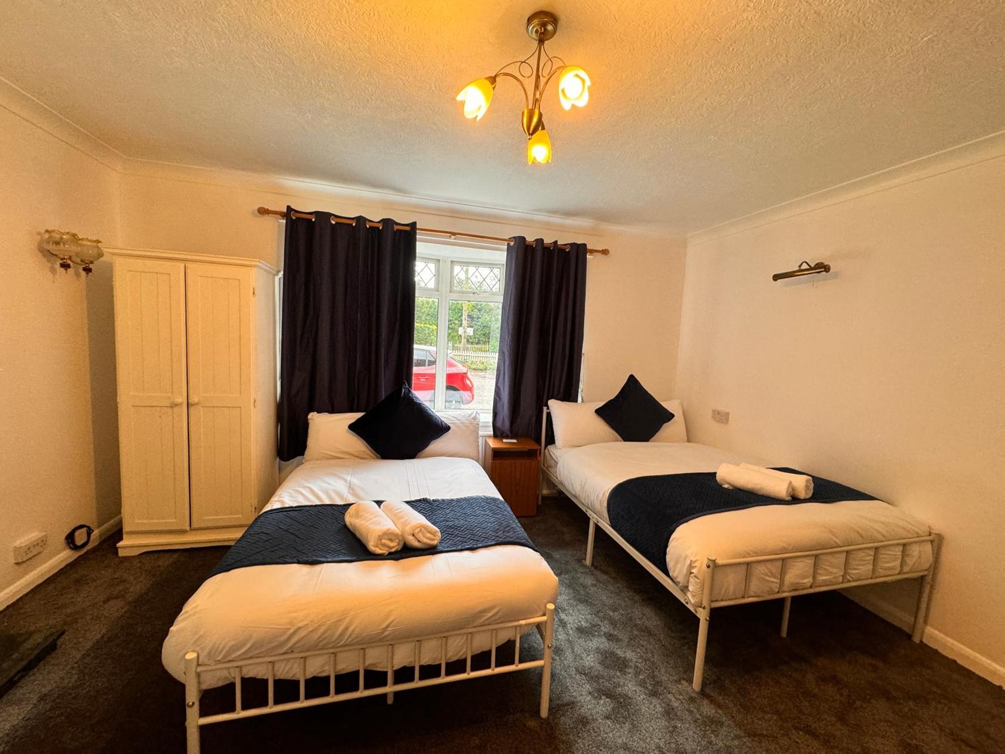 High Trees Guest House Gatwick Horley Exteriér fotografie