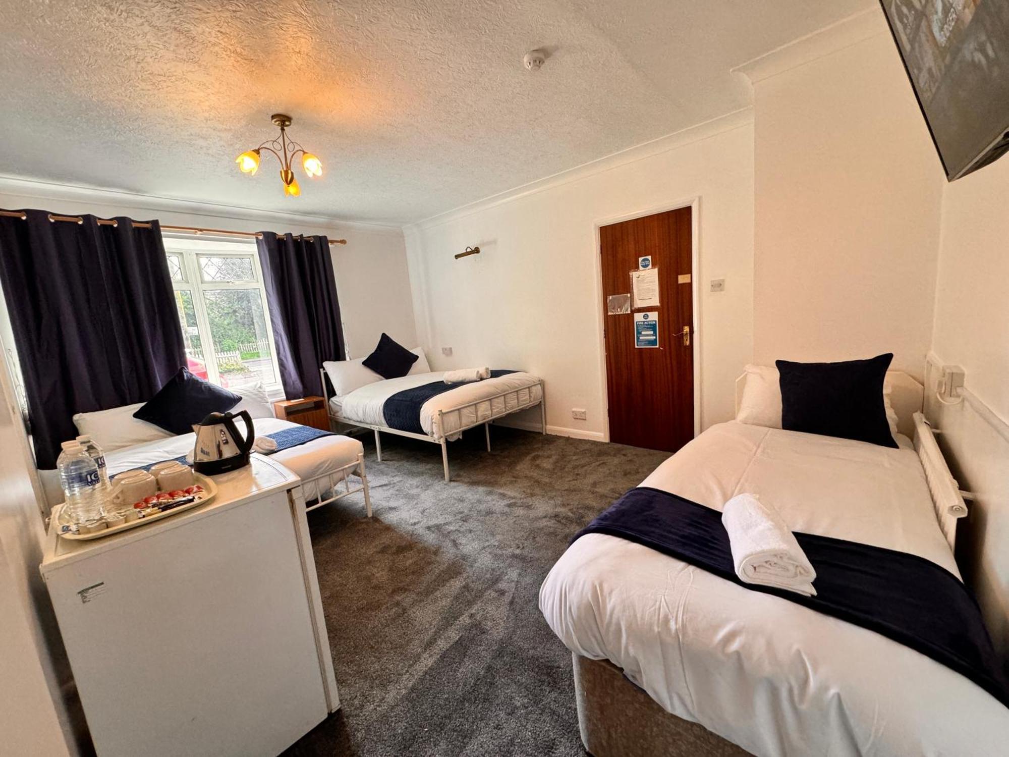 High Trees Guest House Gatwick Horley Exteriér fotografie