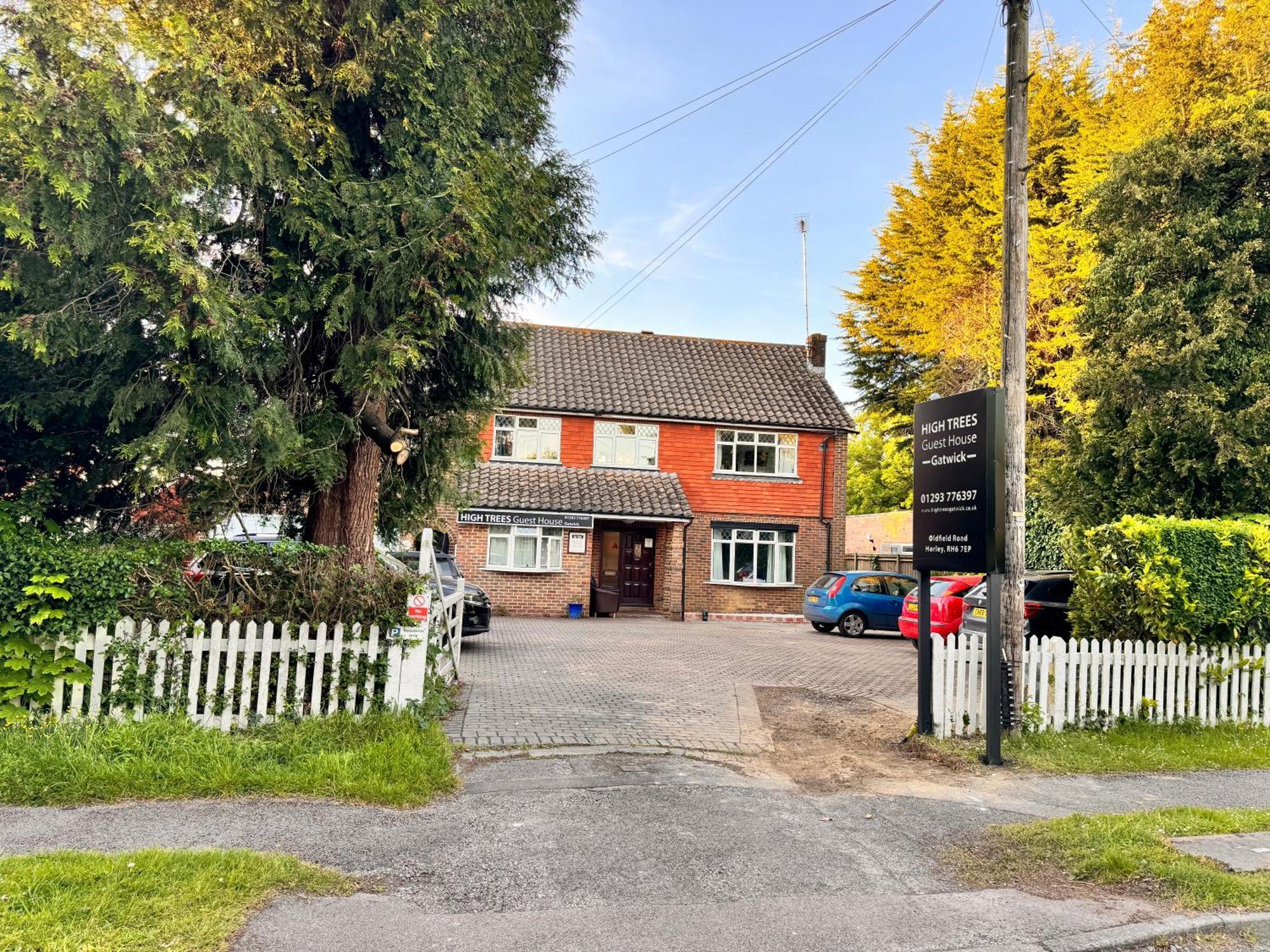 High Trees Guest House Gatwick Horley Exteriér fotografie
