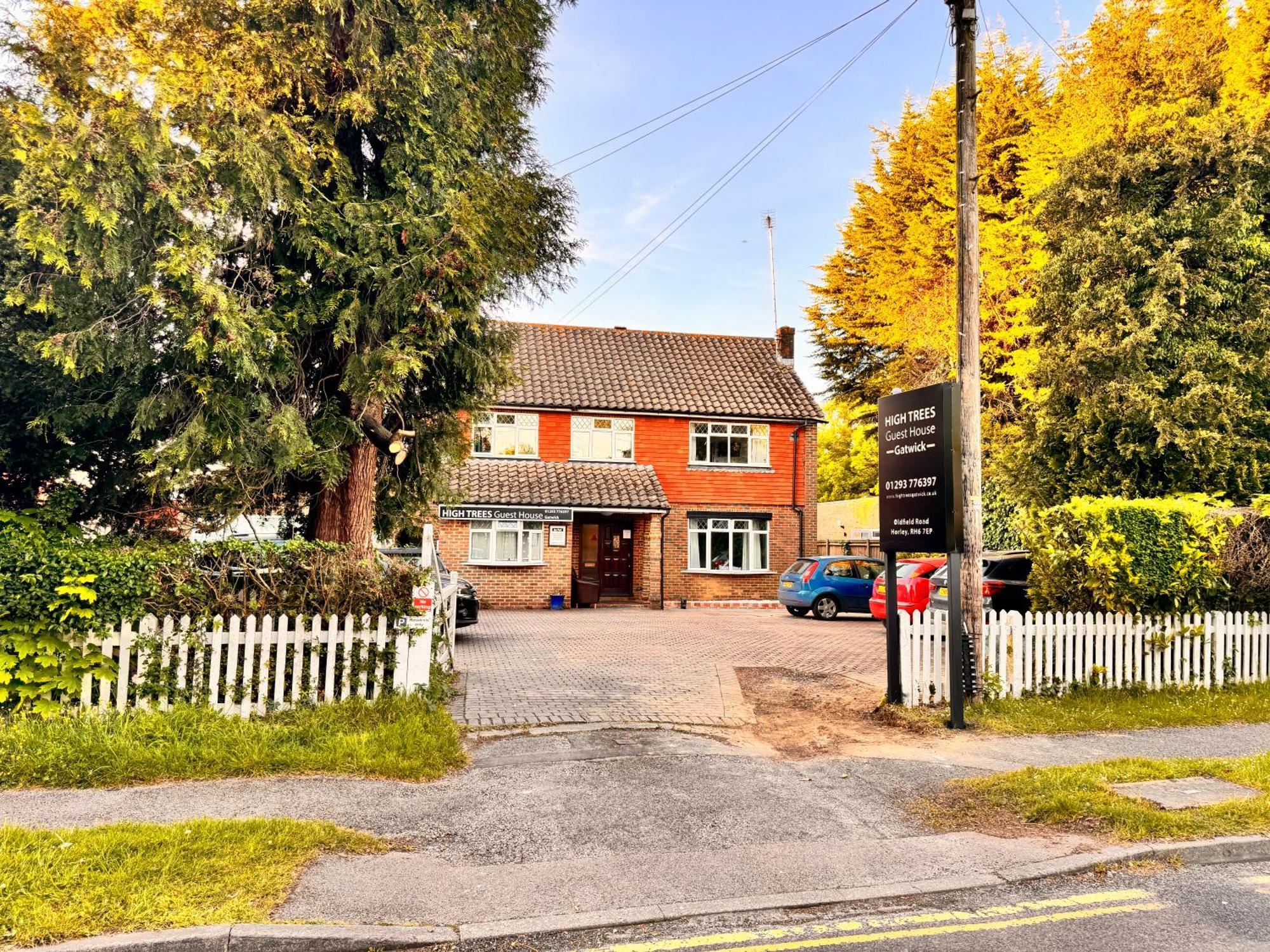 High Trees Guest House Gatwick Horley Exteriér fotografie