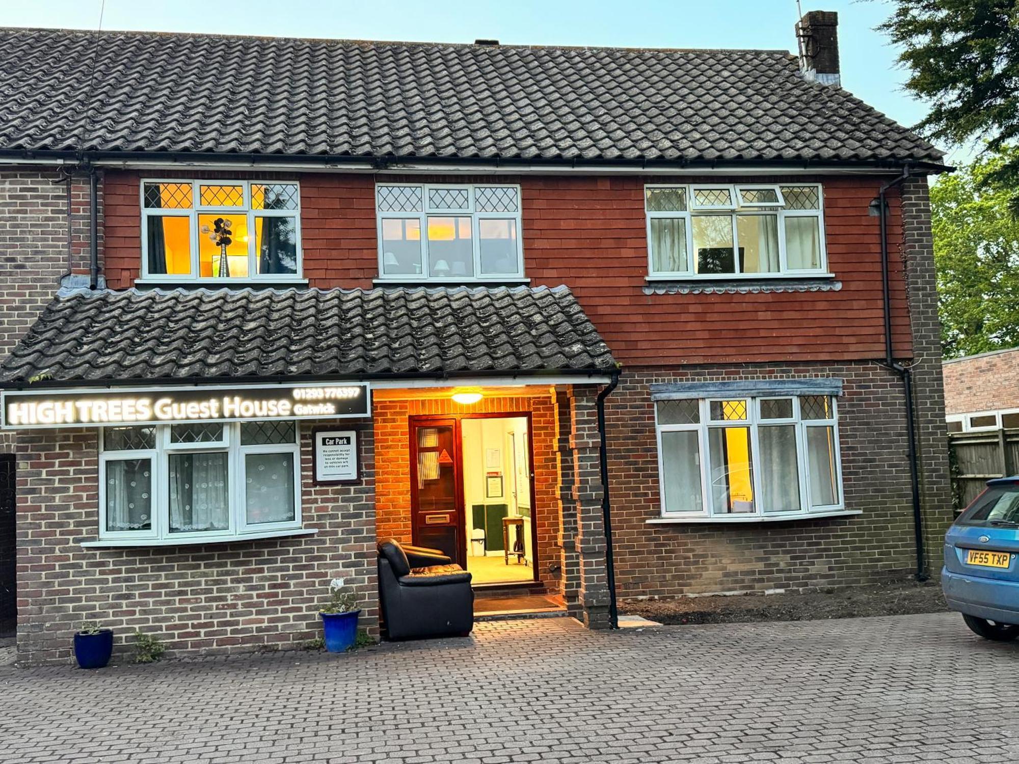 High Trees Guest House Gatwick Horley Exteriér fotografie