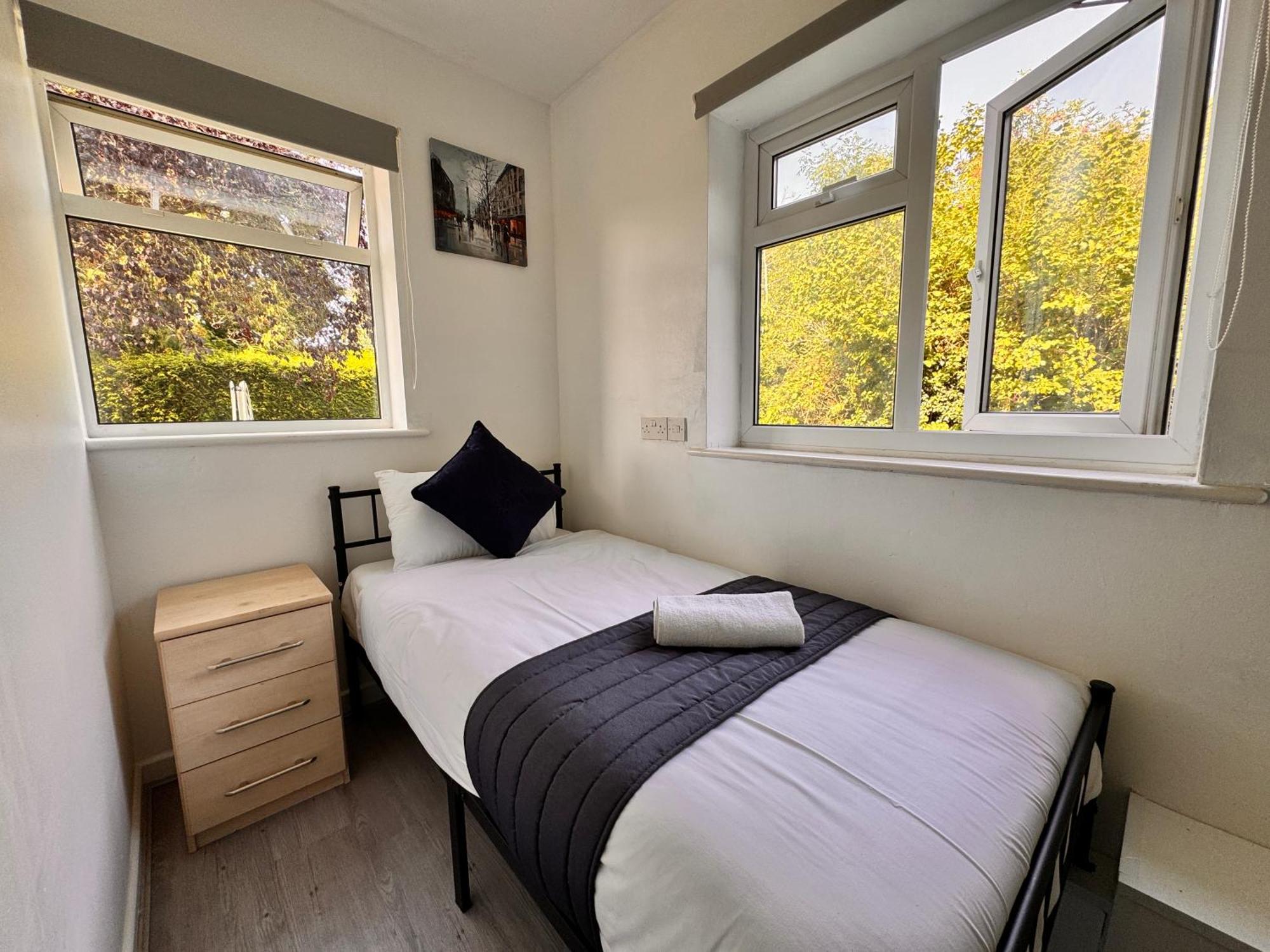High Trees Guest House Gatwick Horley Exteriér fotografie