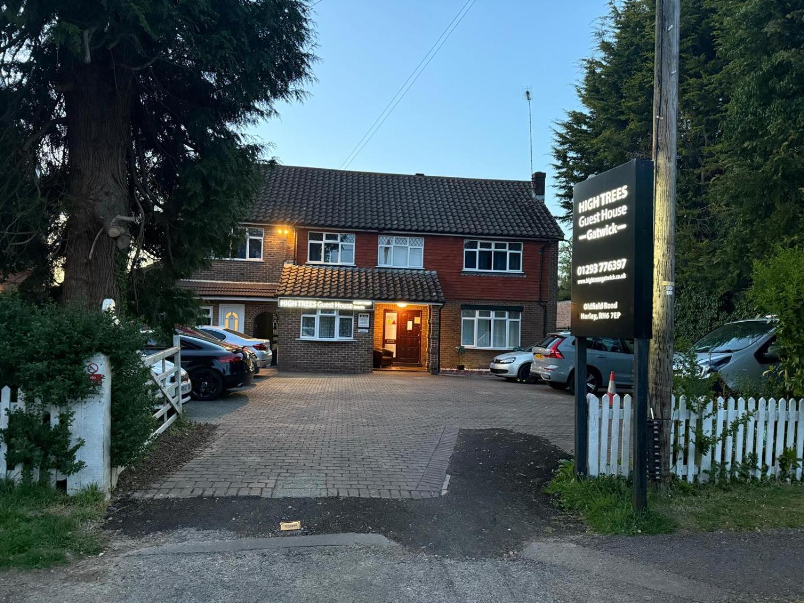 High Trees Guest House Gatwick Horley Exteriér fotografie